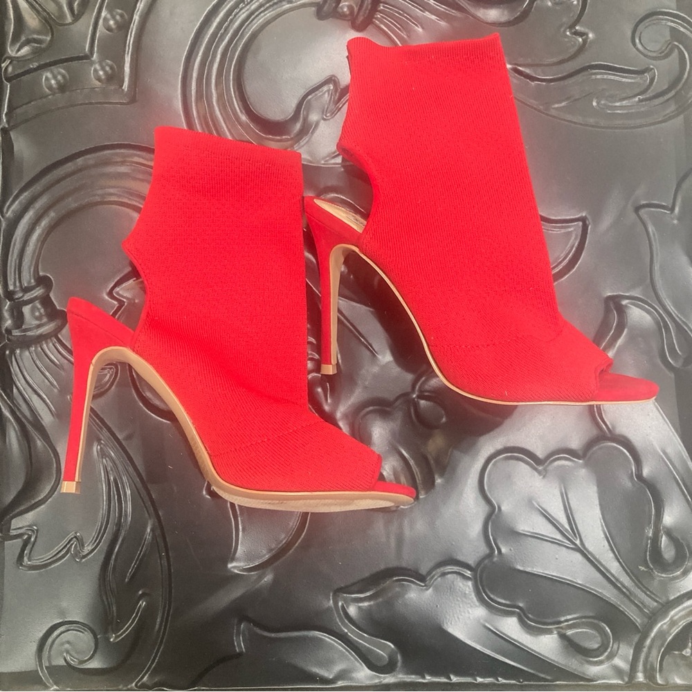 Steve Madden red heels.